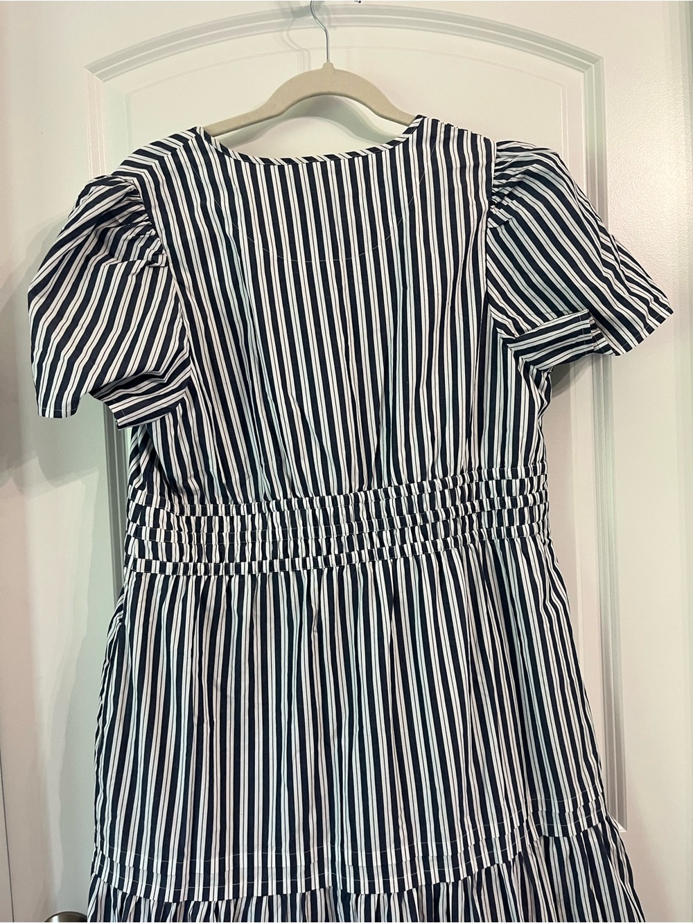 Quince 100% Organic Cotton Poplin Tiered Maxi Dress with Pockets Stripes Large - Picture 7 of 9